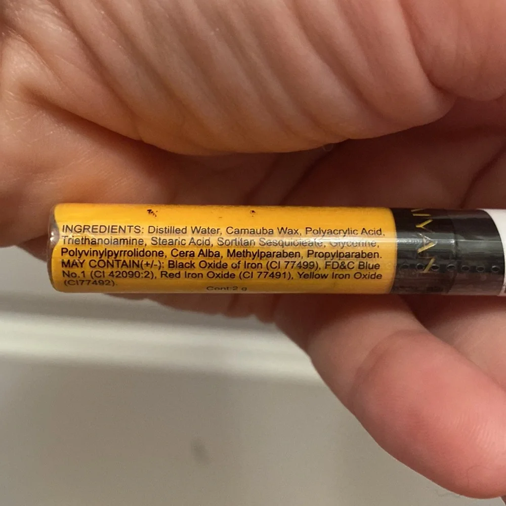🆕HANDAIYAN- Yellow Matte Waterproof Eye Liner